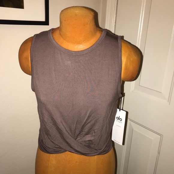 NWT Alo Yoga Cover Tank - Picture 2 of 7